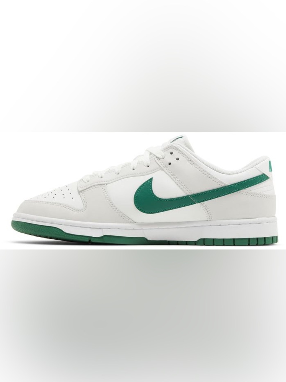 Nike Dunk Low 'Summit White Malachite’
men’s 10 women’s 11.5 - Picture 12 of 12